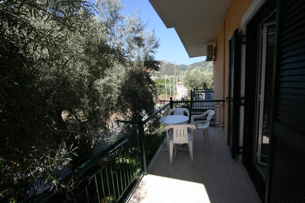 Niriton Pension Nydri  Exterior foto