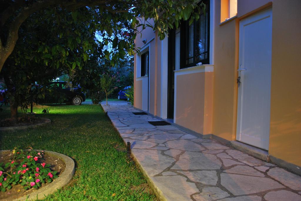 Niriton Pension Nydri  Exterior foto